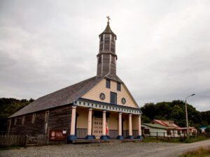Iglesia de Chelín - Nuestra Señora del Rosario